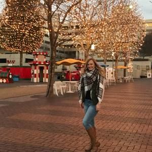 Meet your Posher, Kortnee